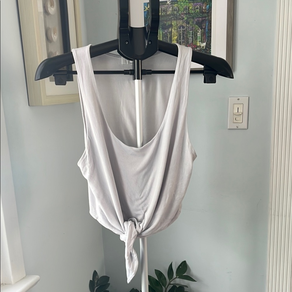 Aritzia Babaton Grey Jeronimo Tank Size S Tie Front Cropped Tank RTK1-1438-38